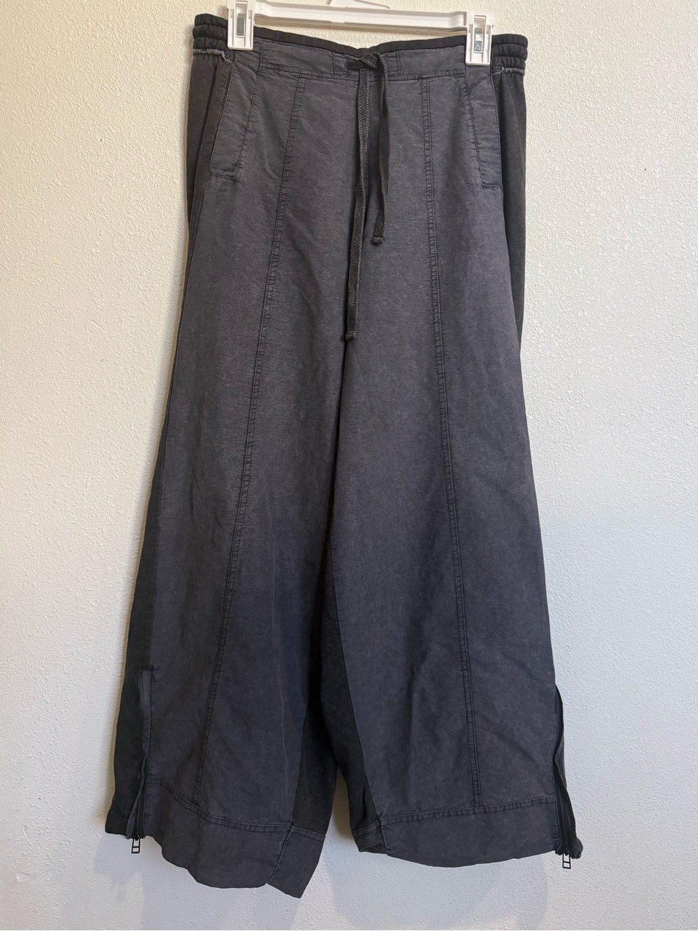 Daily Practice Anthropologie Charcoal Wide Leg Zip Hem Pants Utility Y2K - Picture 4 of 11
